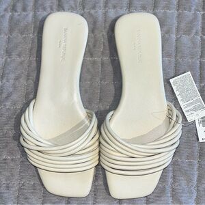Banana Republic Cream Multi-Strap Slide Sandals Sz 8 NWT